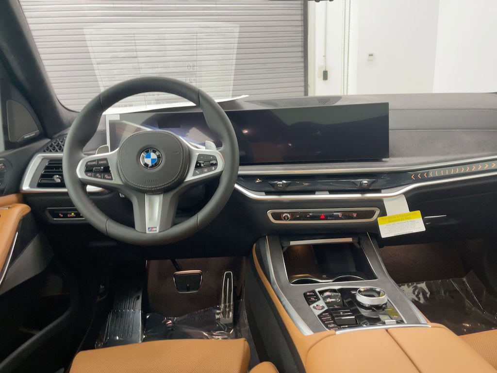 New 2026 BMW X7 xDrive40i SUV
