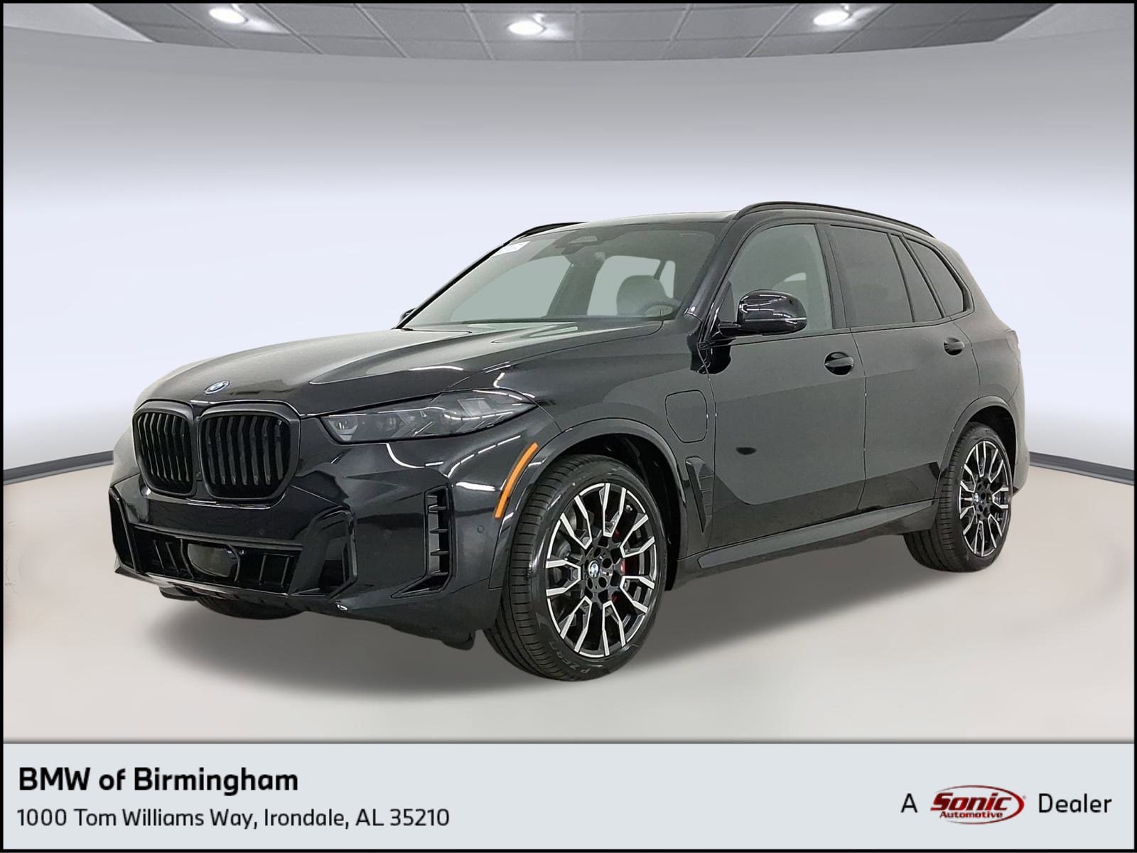2026 BMW X5 50e's photo