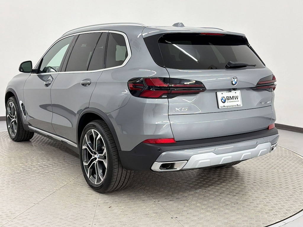 New 2026 BMW X5 sDrive40i SUV