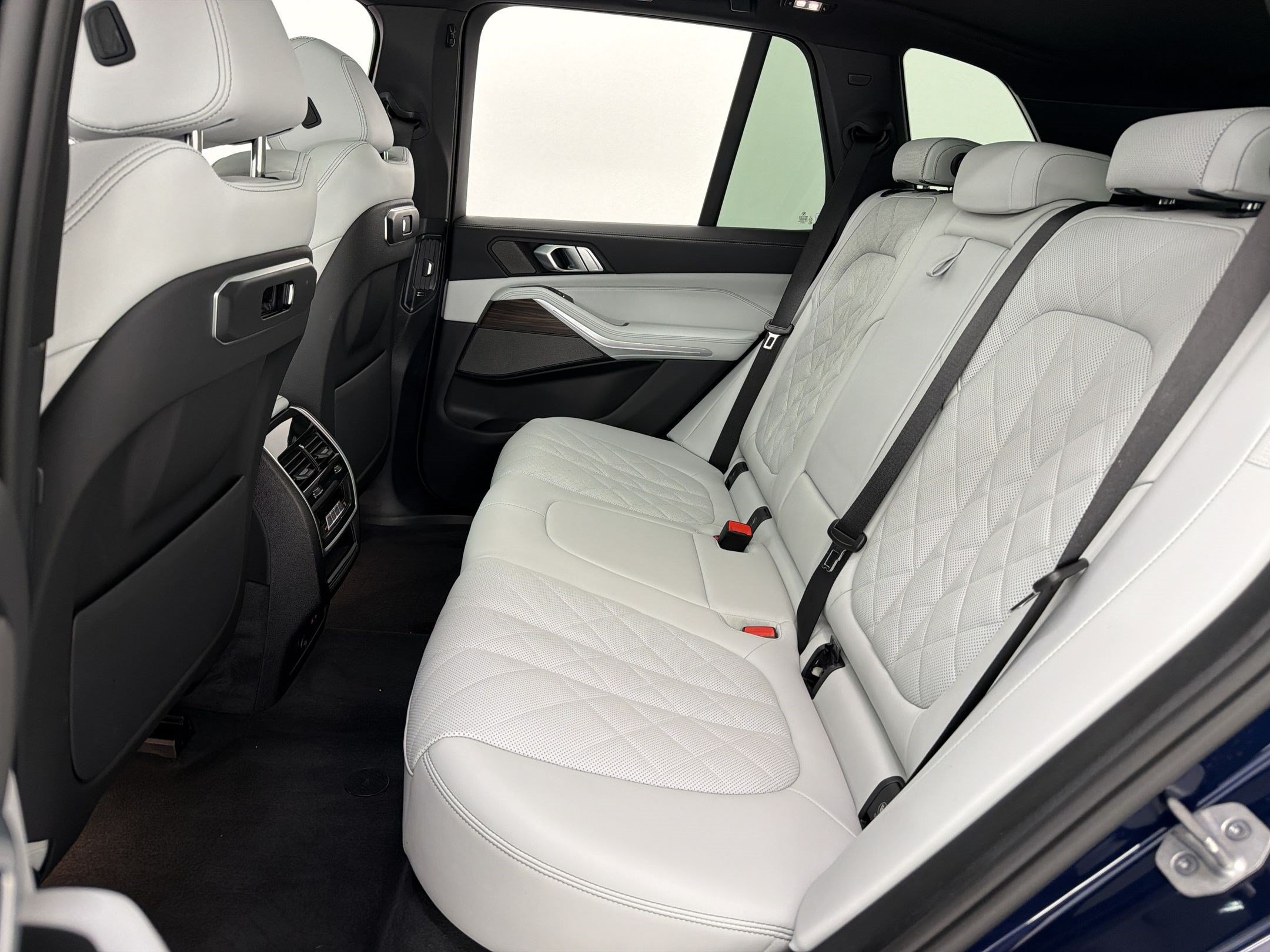 2026 BMW X5 40i - Photo 23
