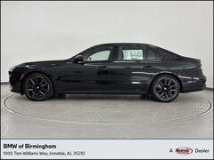 2025 BMW 760i xDrive Sedan