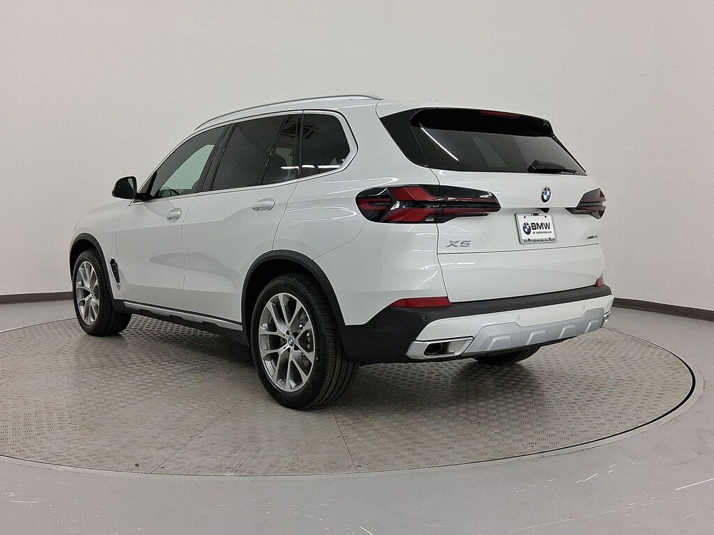 New 2026 BMW X5 sDrive40i SUV
