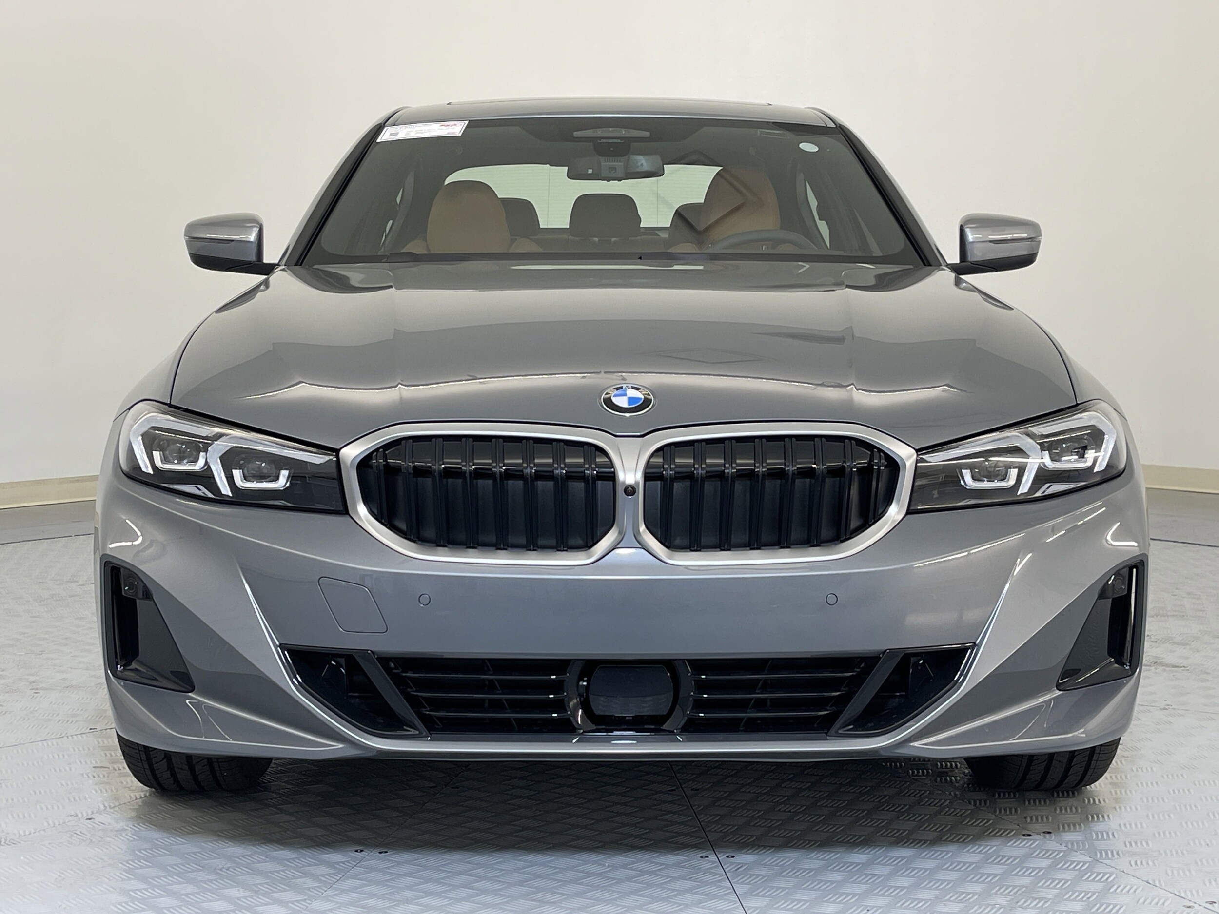 2025 Bmw 330i xDrive Sedan photo 2