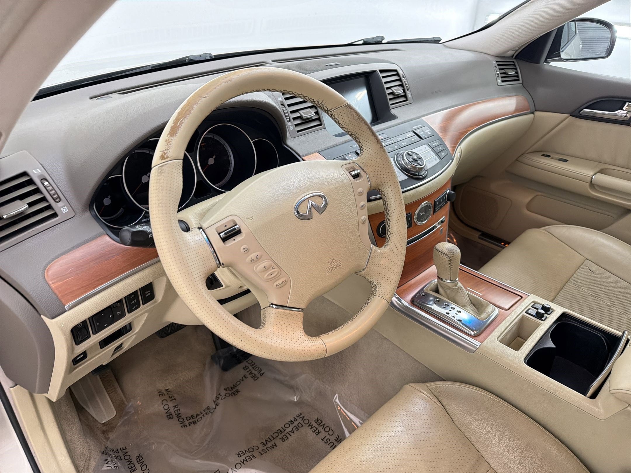 M35 Base Sedan