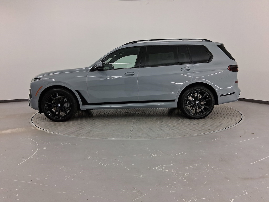 New 2026 BMW X7 xDrive40i SUV