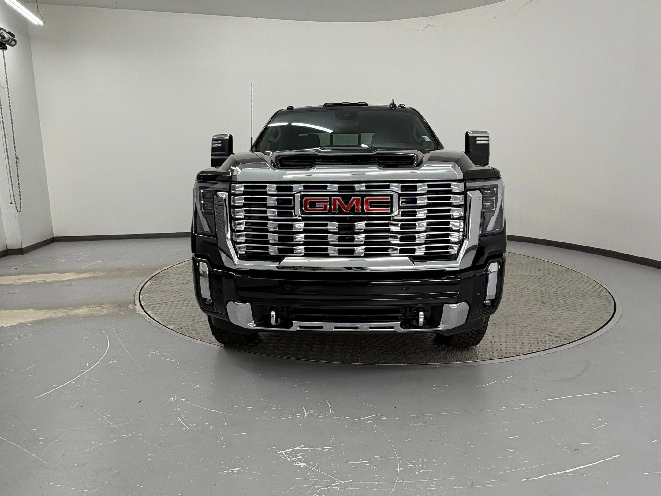 2026 GMC Sierra 2500 HD Denali photo 6