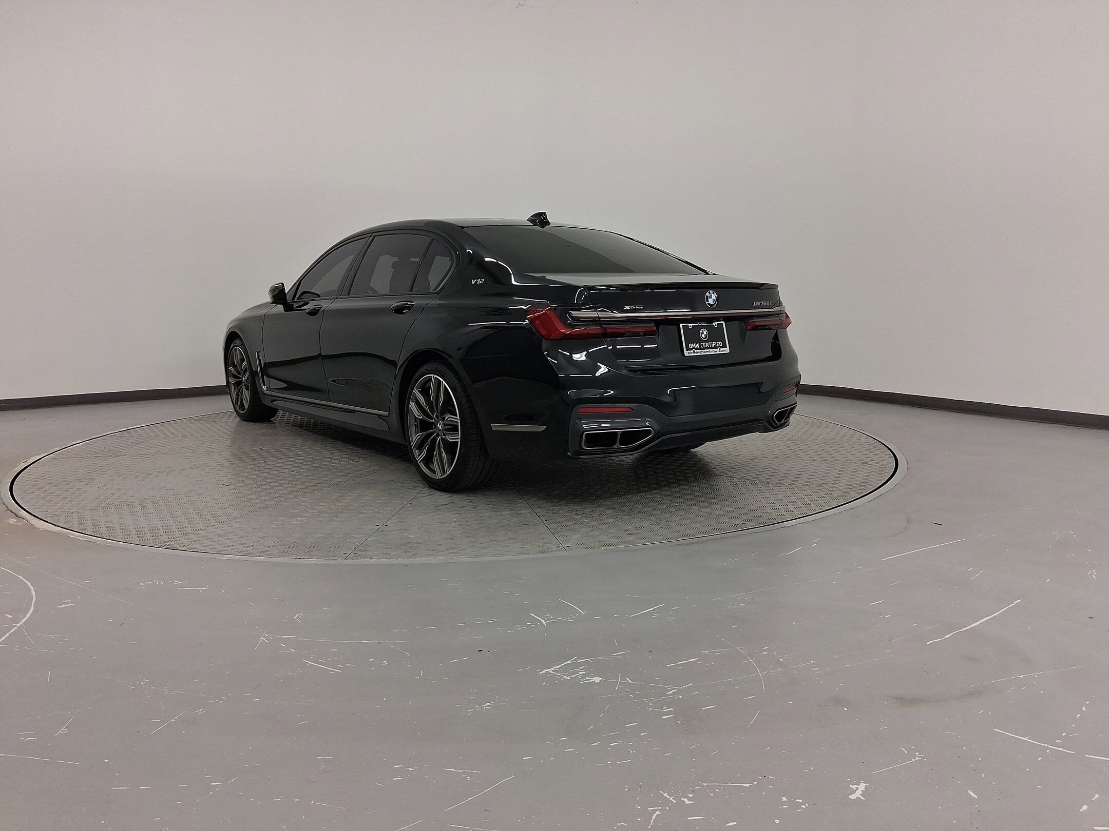 2022 Bmw M760i xDrive photo 2