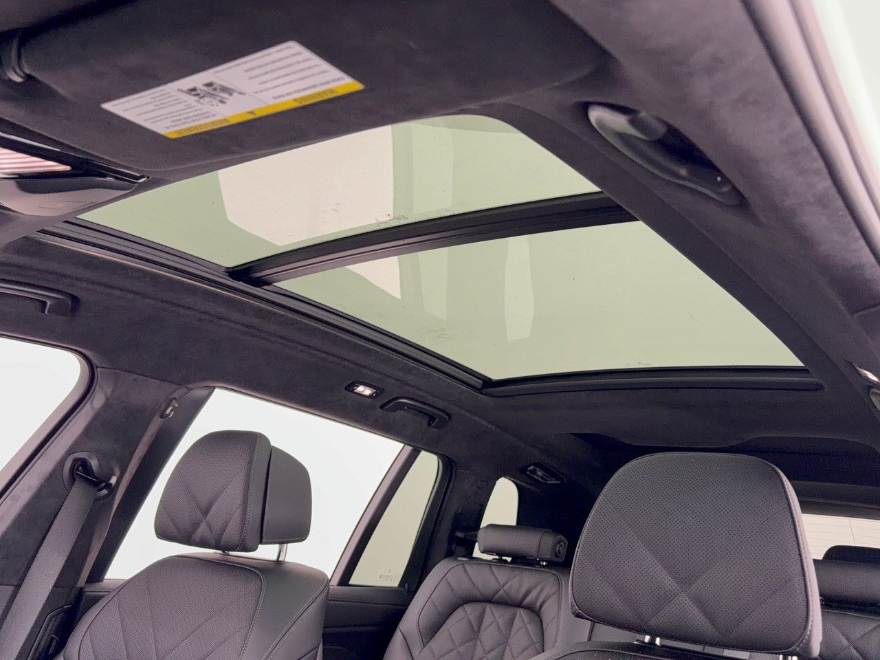 2026 BMW X7 40i - Photo 27