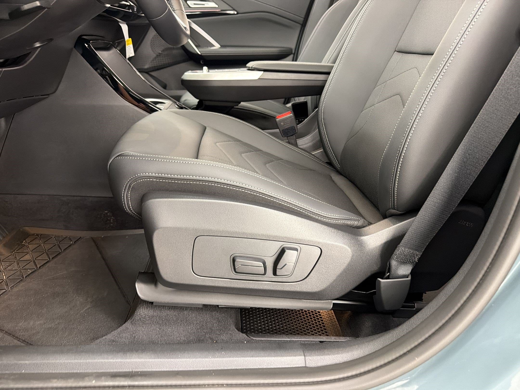 2026 BMW X1 XDrive28i - Photo 15