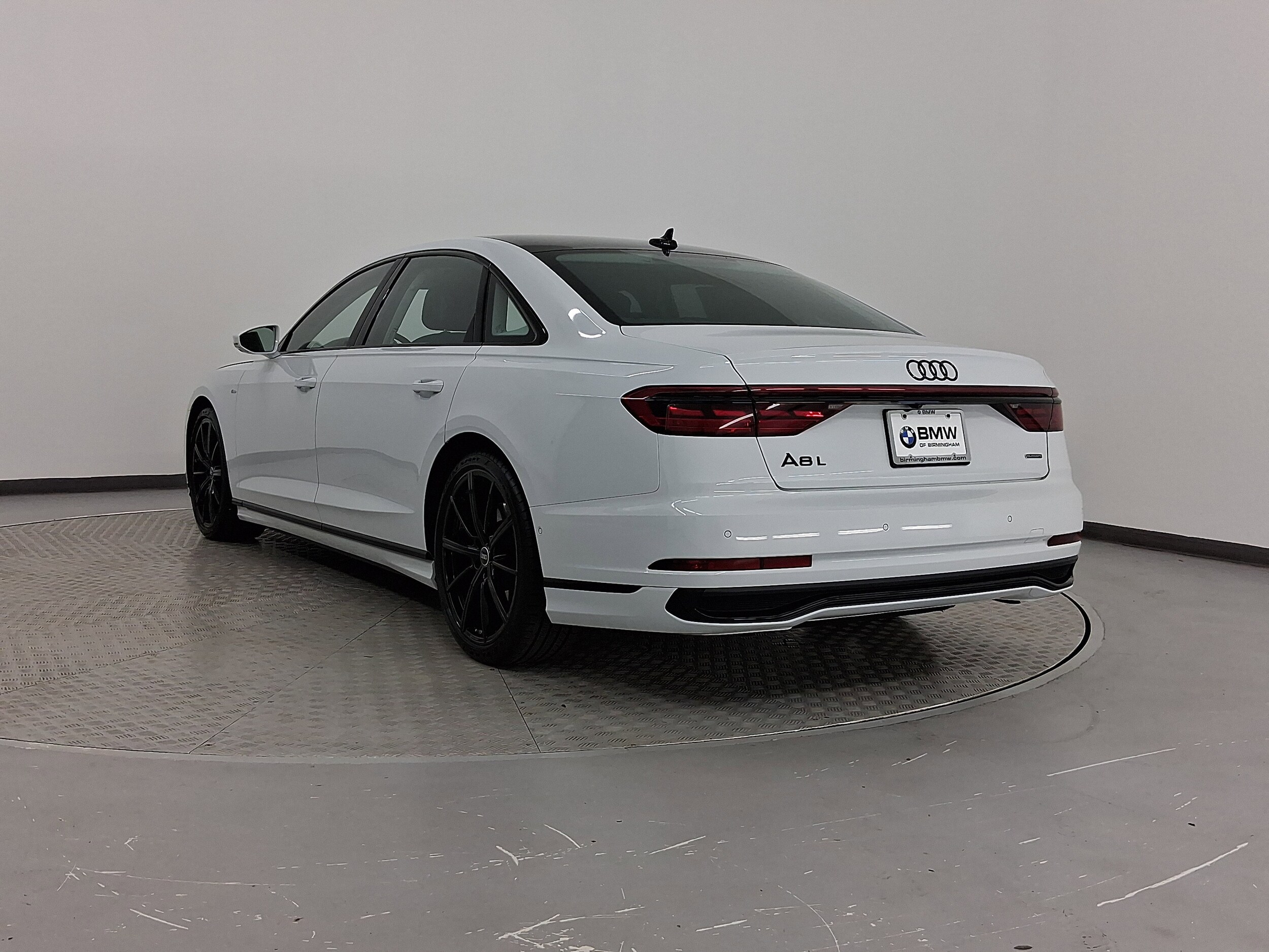 2024 Audi A8 L 55 TFSI Quattro photo 4
