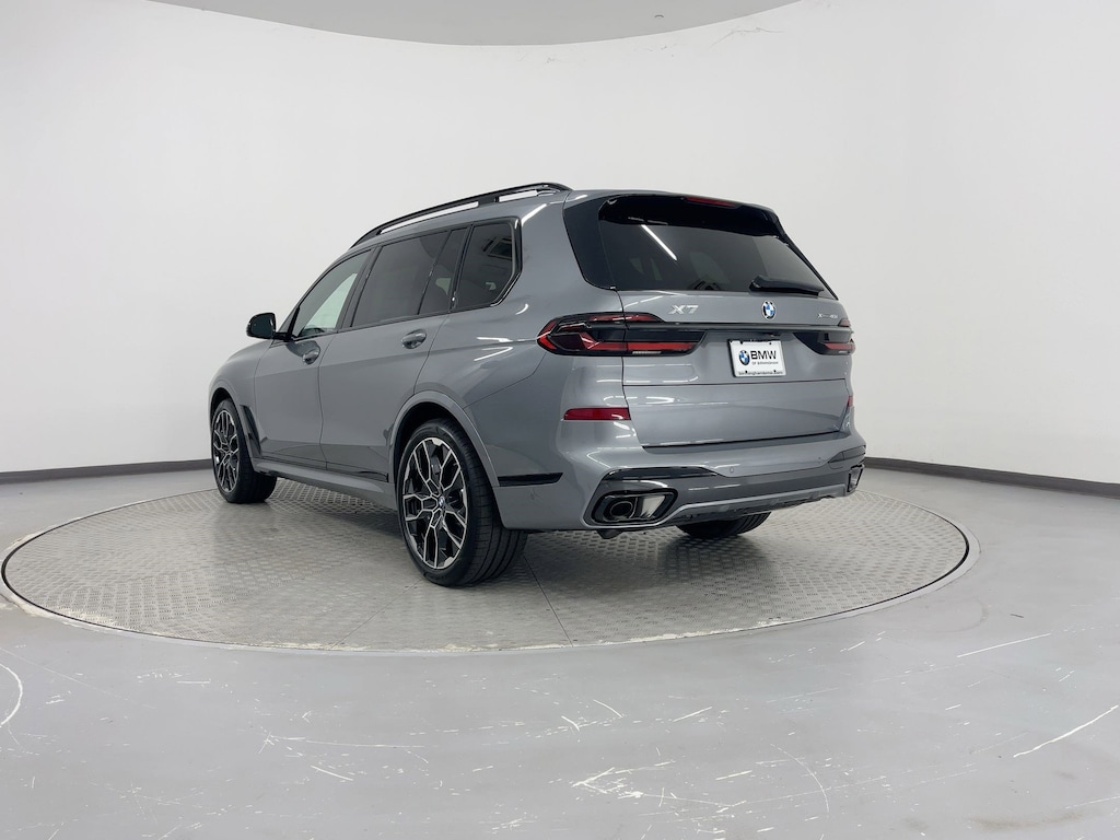 New 2026 BMW X7 xDrive40i SUV