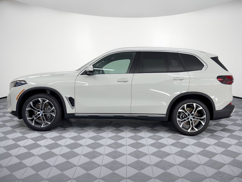 New 2026 BMW X5 sDrive40i SUV