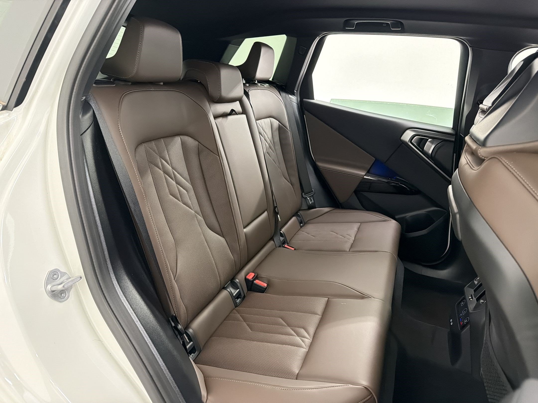 2026 BMW X3 30 - Photo 31