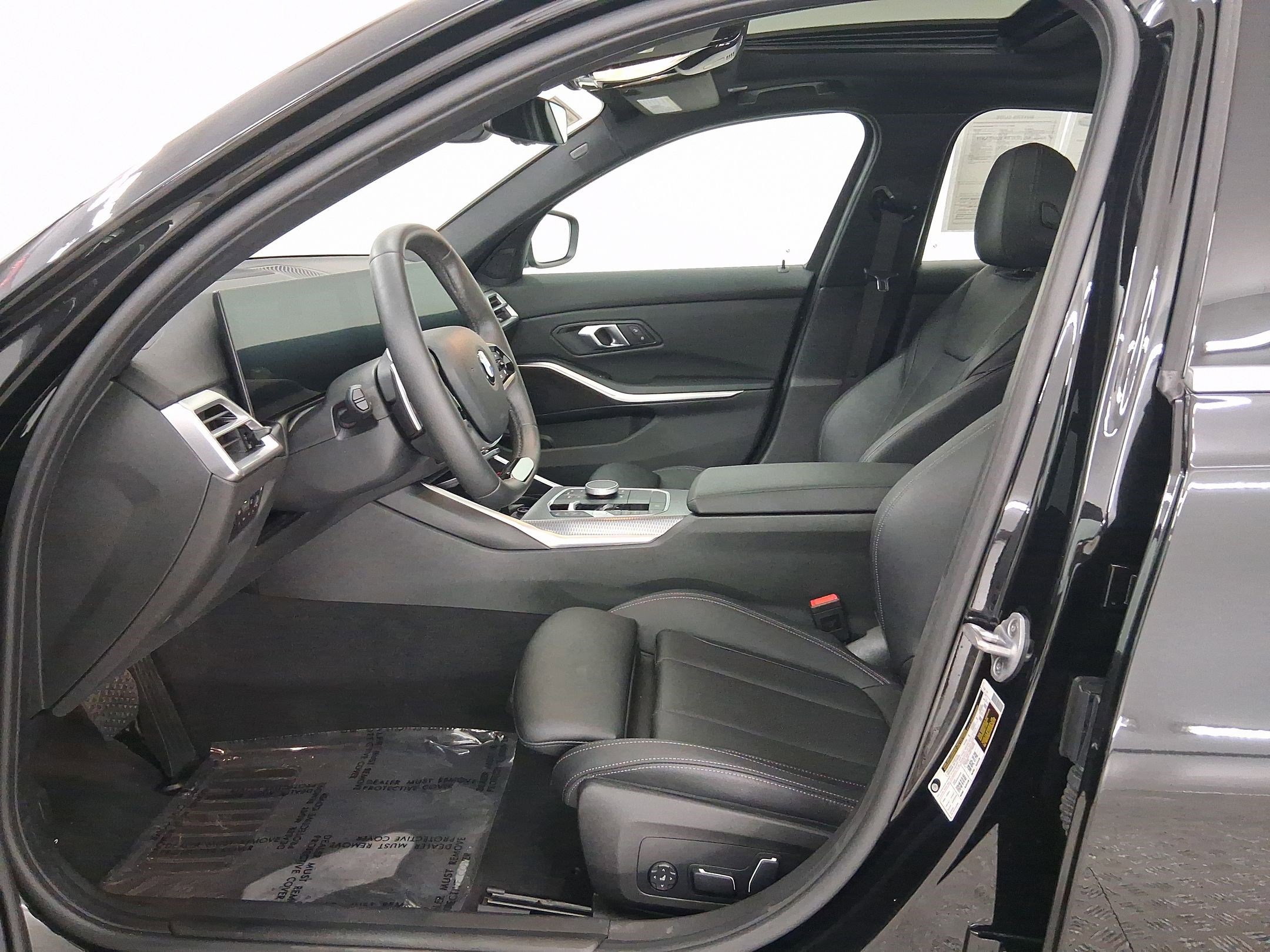 2025 Bmw 330i 3-Series photo 4