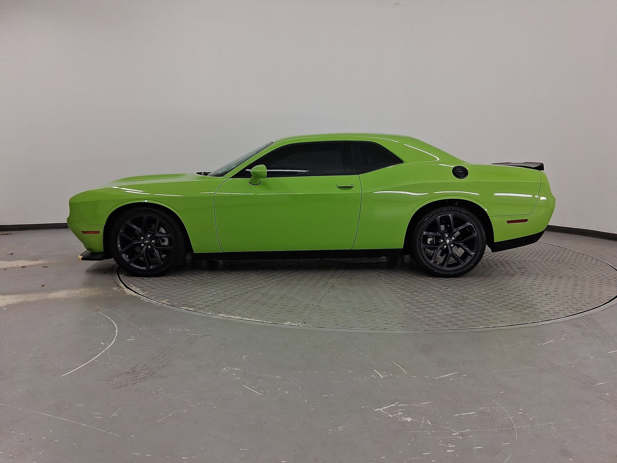 2023 Dodge Challenger GT photo 2