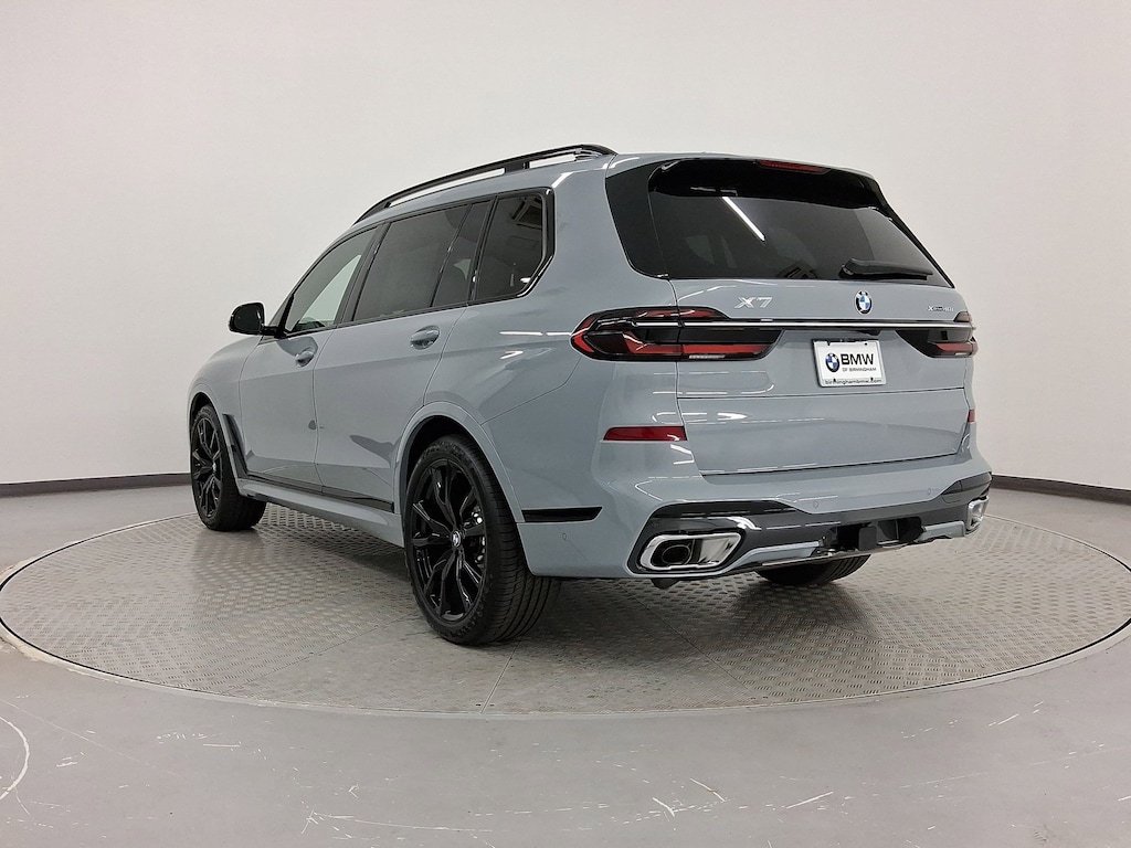 New 2026 BMW X7 xDrive40i SUV