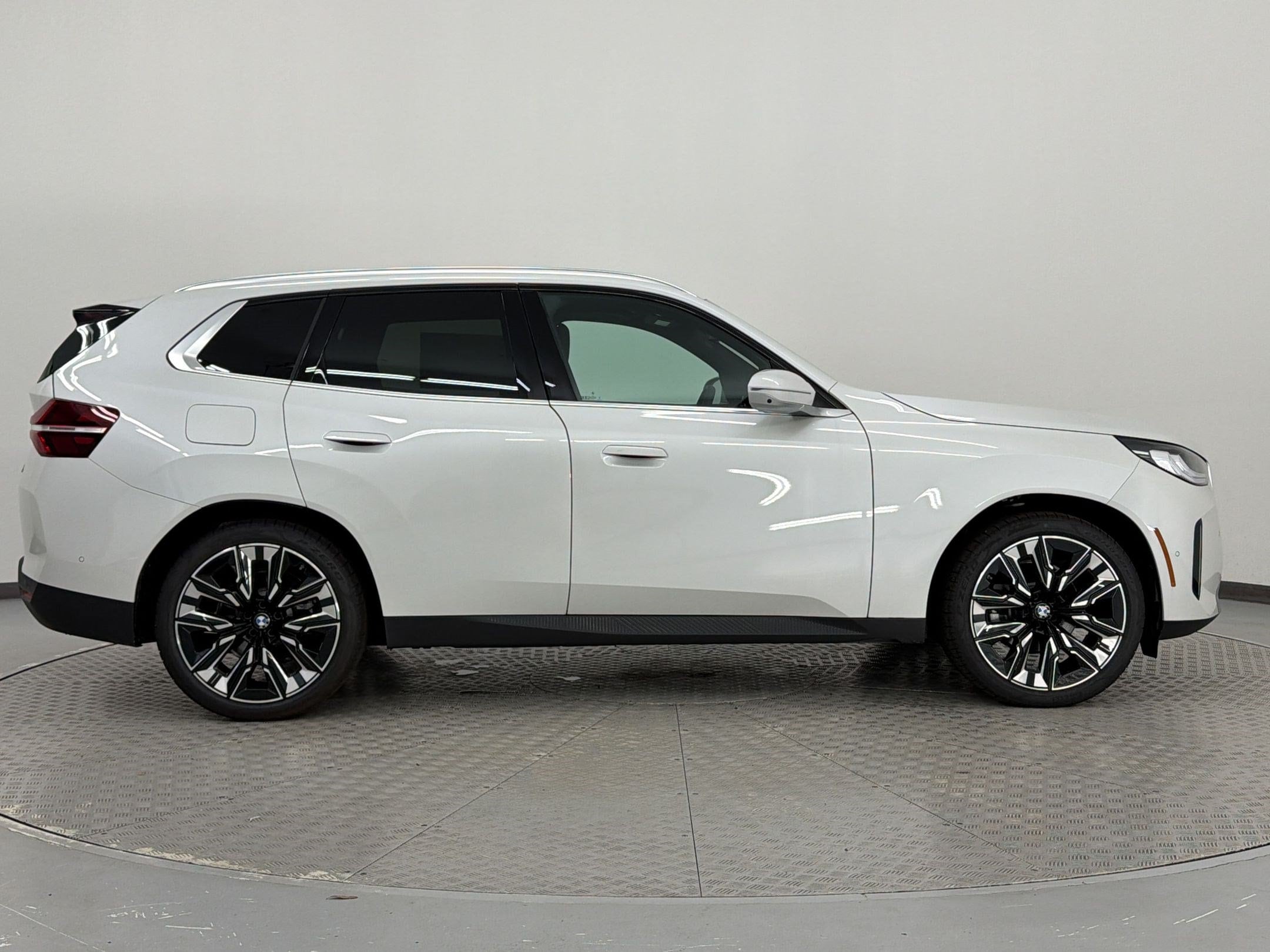 2026 BMW X3 30 - Photo 8