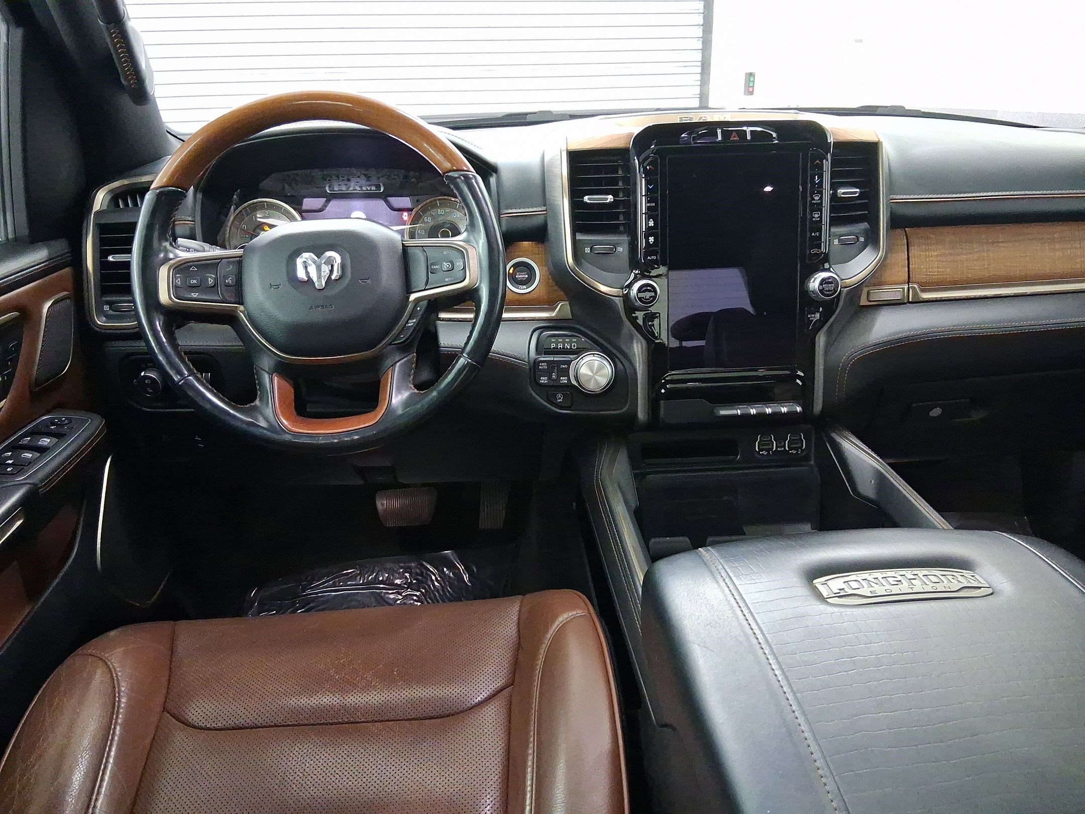 2020 Ram 1500 Longhorn photo 4
