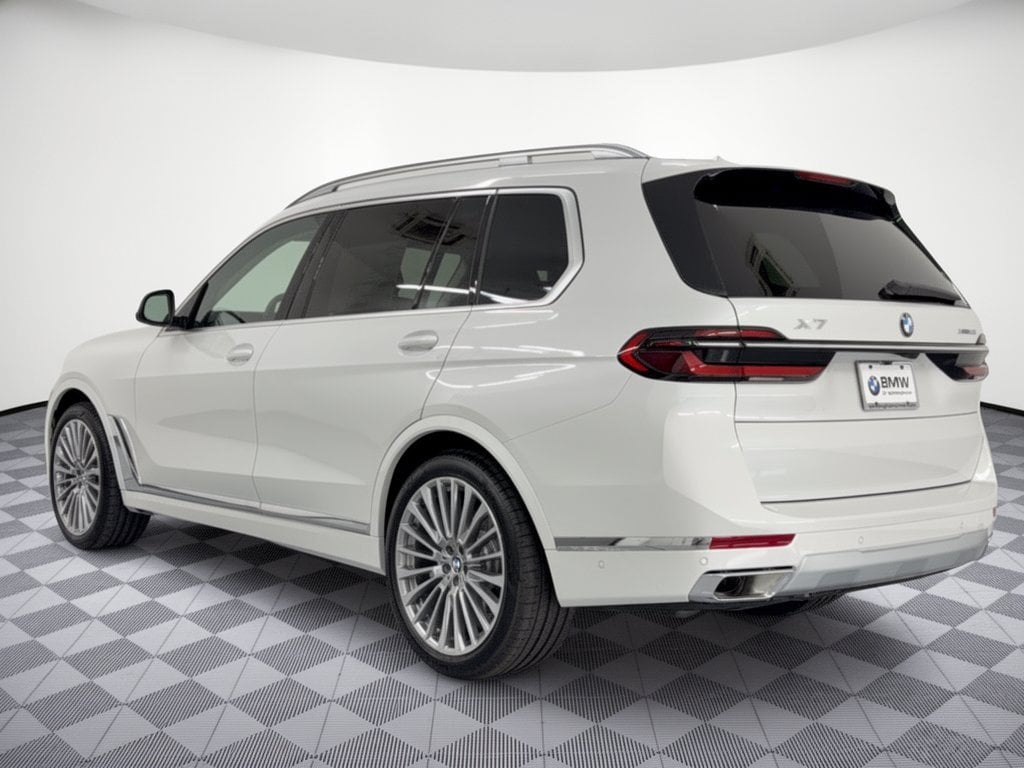New 2027 BMW X7 xDrive40i SUV