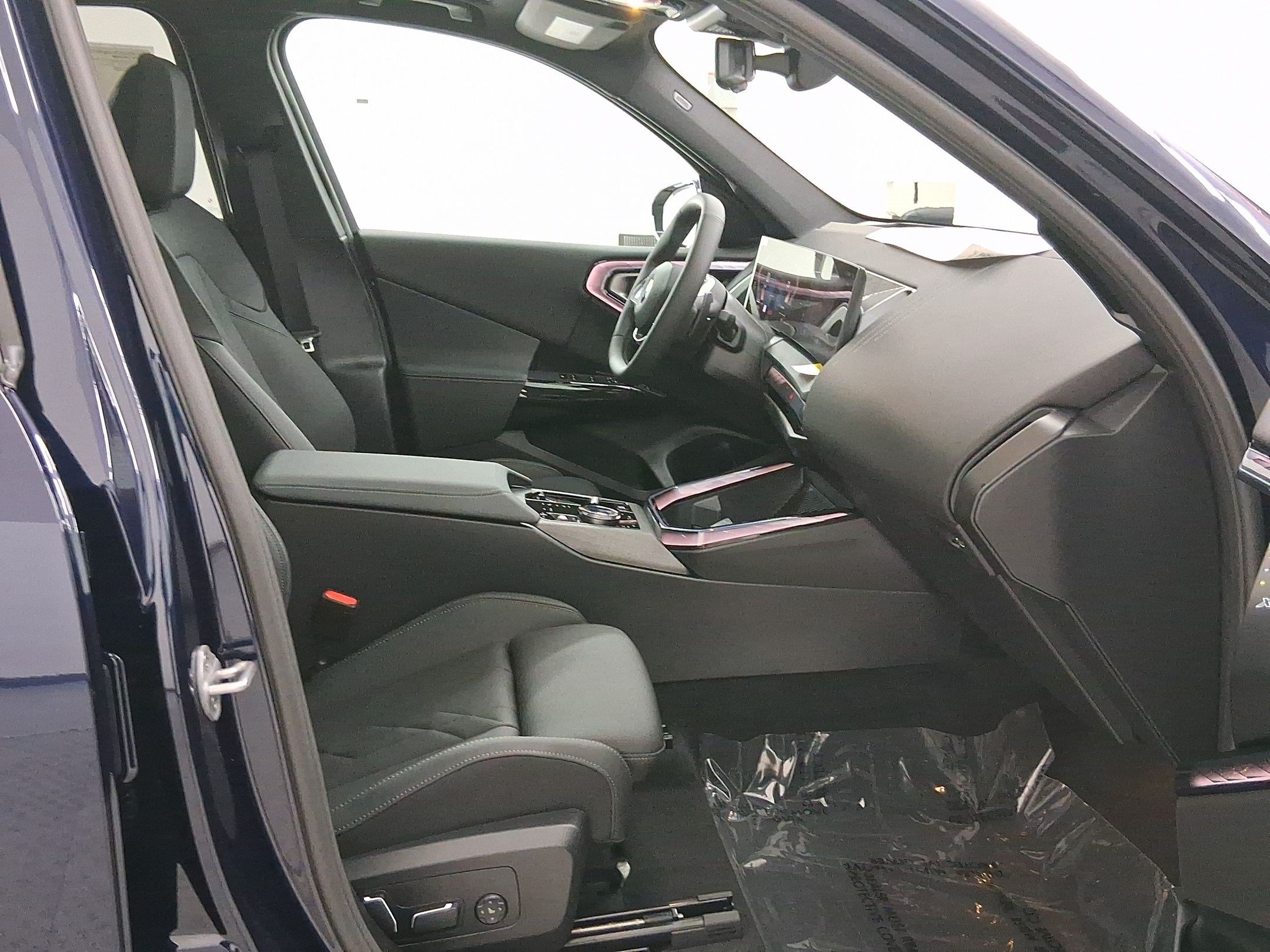 2026 BMW X3 30 - Photo 27