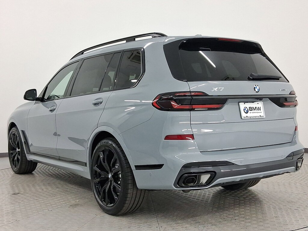 New 2026 BMW X7 xDrive40i SUV