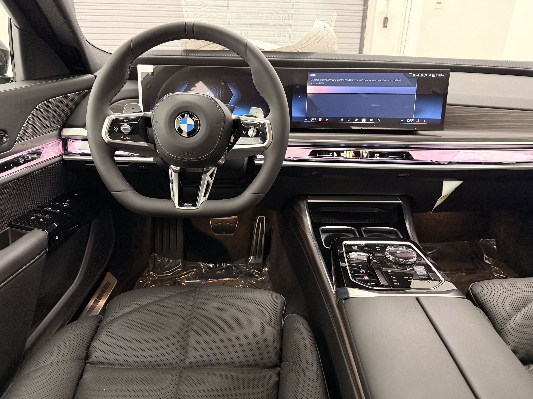 2025 Bmw 740i photo 4
