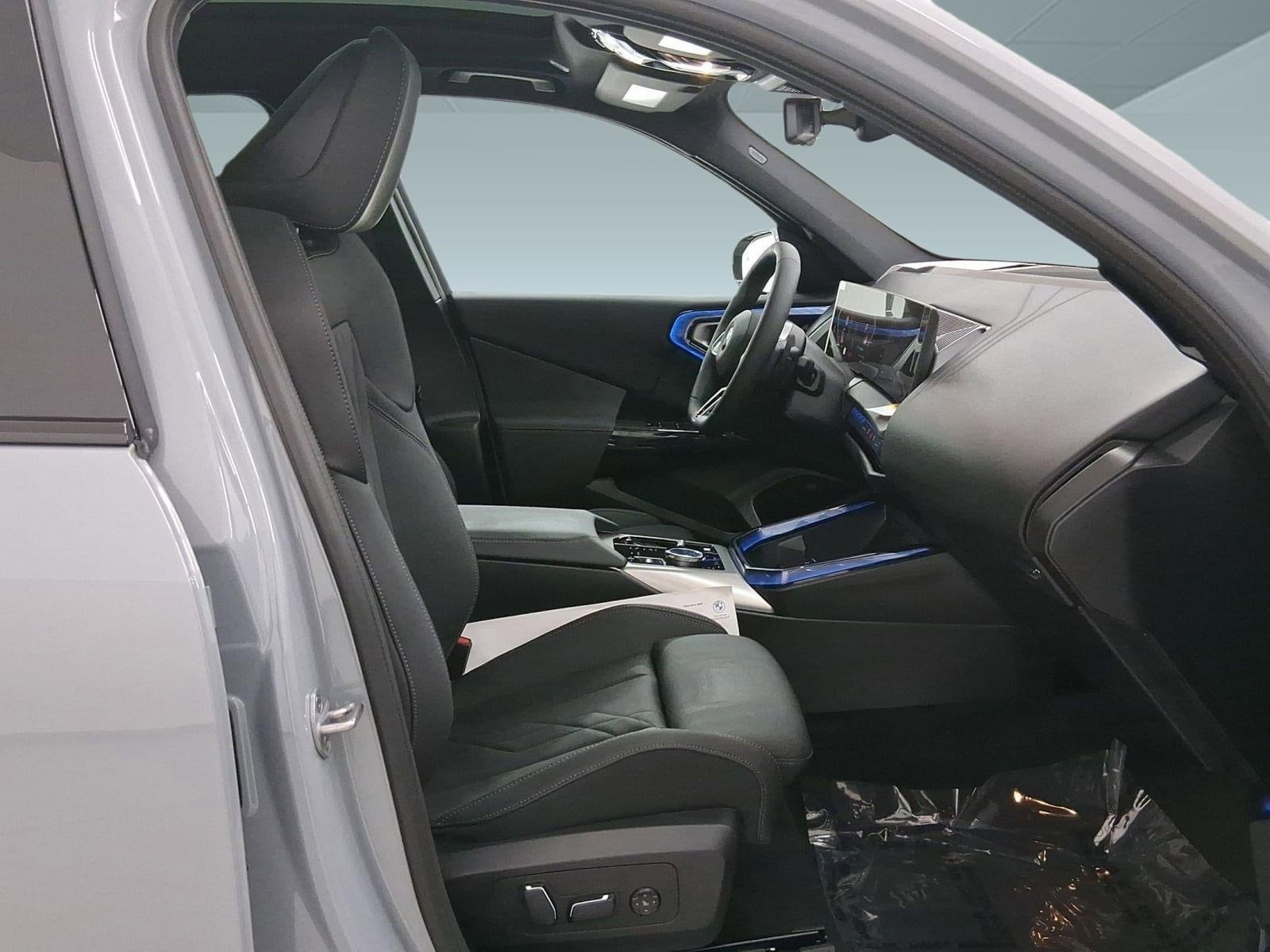 2026 BMW X3 30 - Photo 31