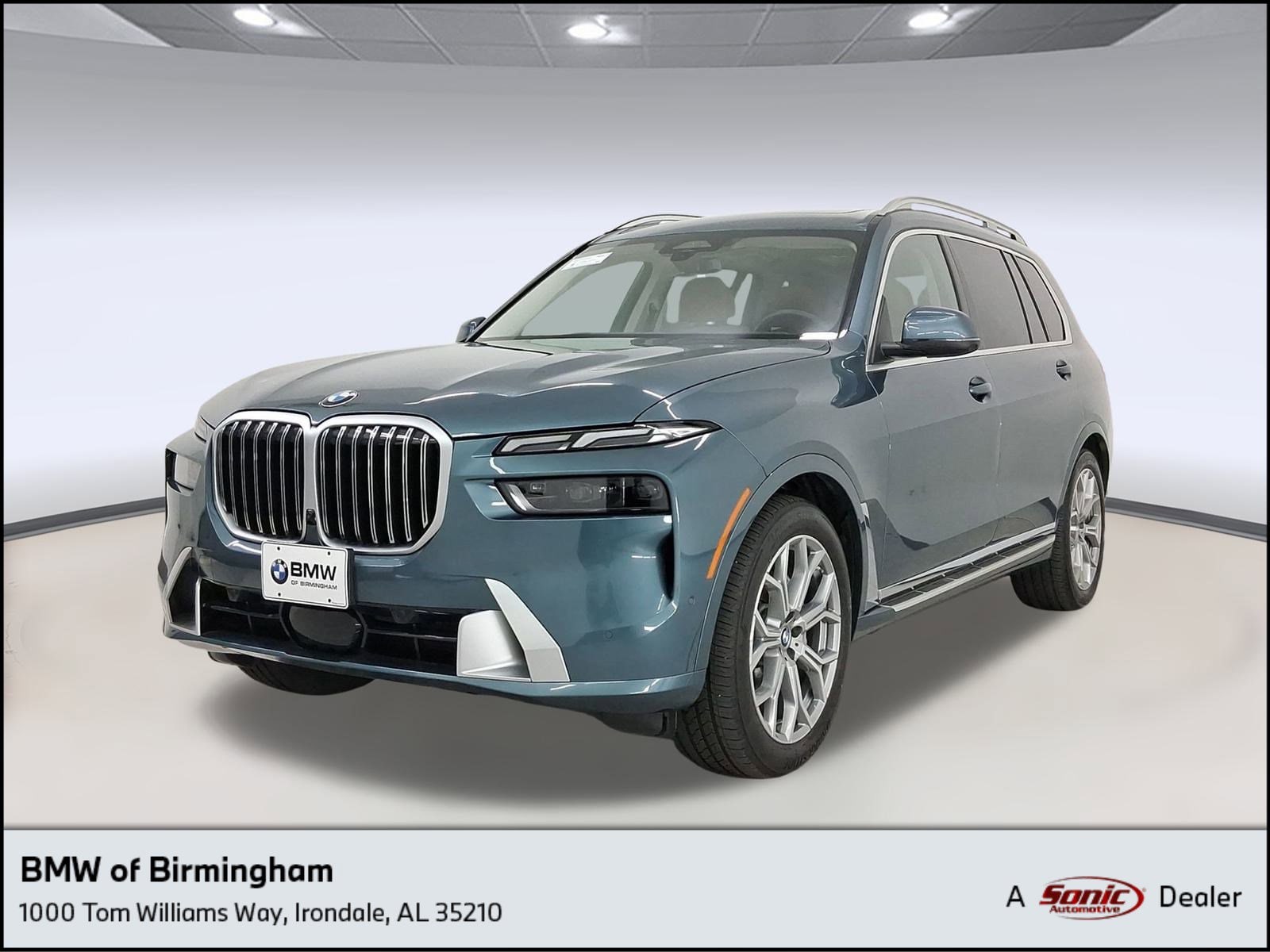 2025 BMW X7 40i's photo