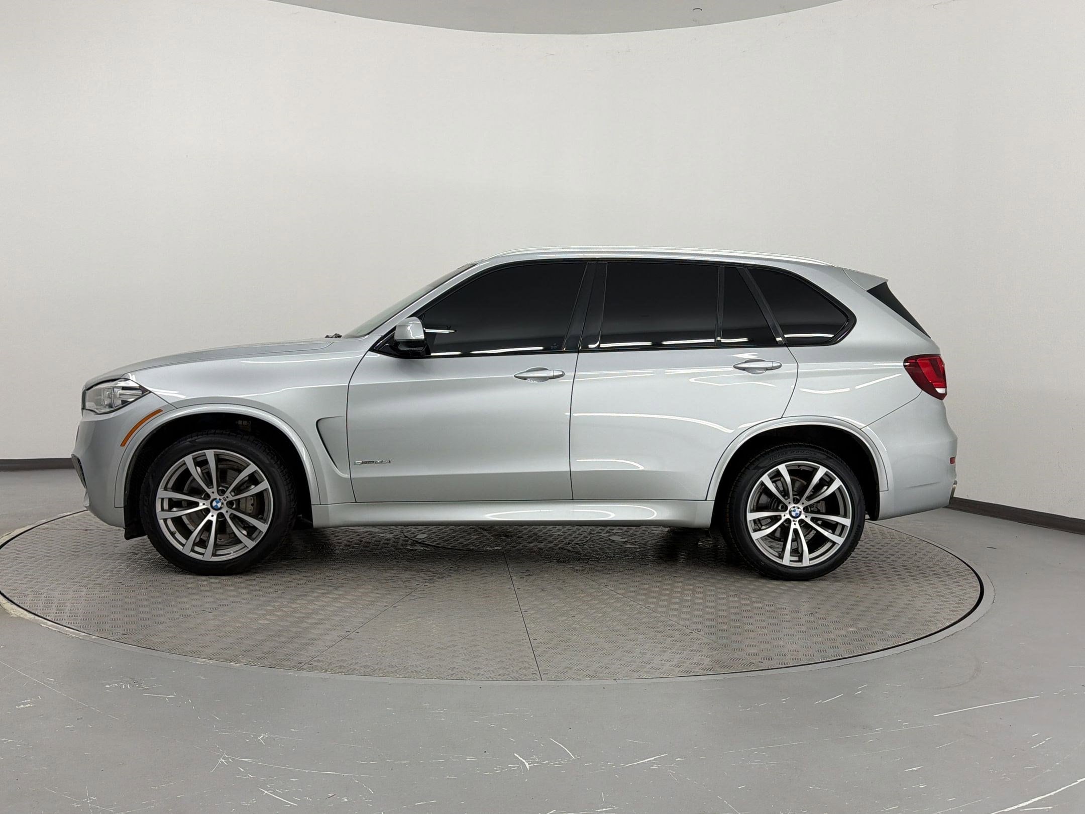Used 2018 BMW X5 sDrive35i with VIN 5UXKR2C52J0Z14414 for sale in Irondale, AL