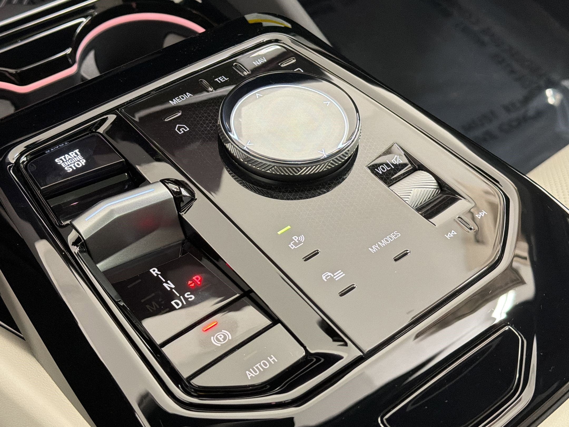 2026 BMW 5 Series 530i - Photo 17