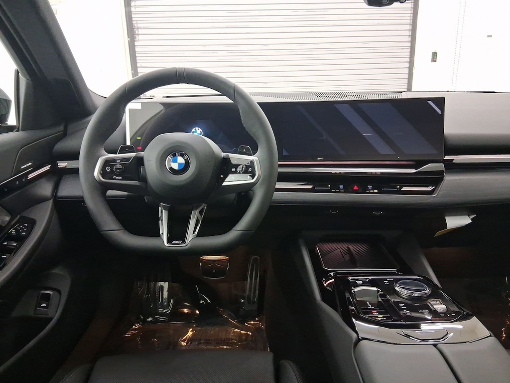 New 2026 BMW 530i Sedan