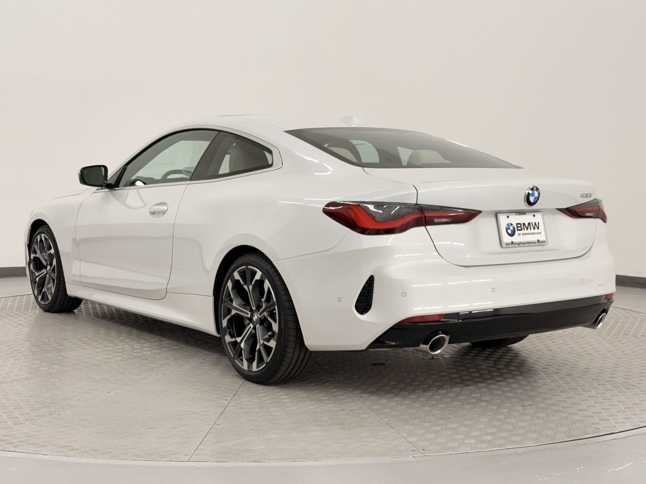 2026 Bmw 430i Coupe photo 3