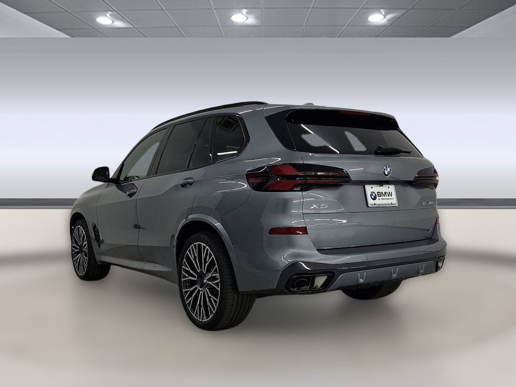 New 2026 BMW X5 sDrive40i SUV