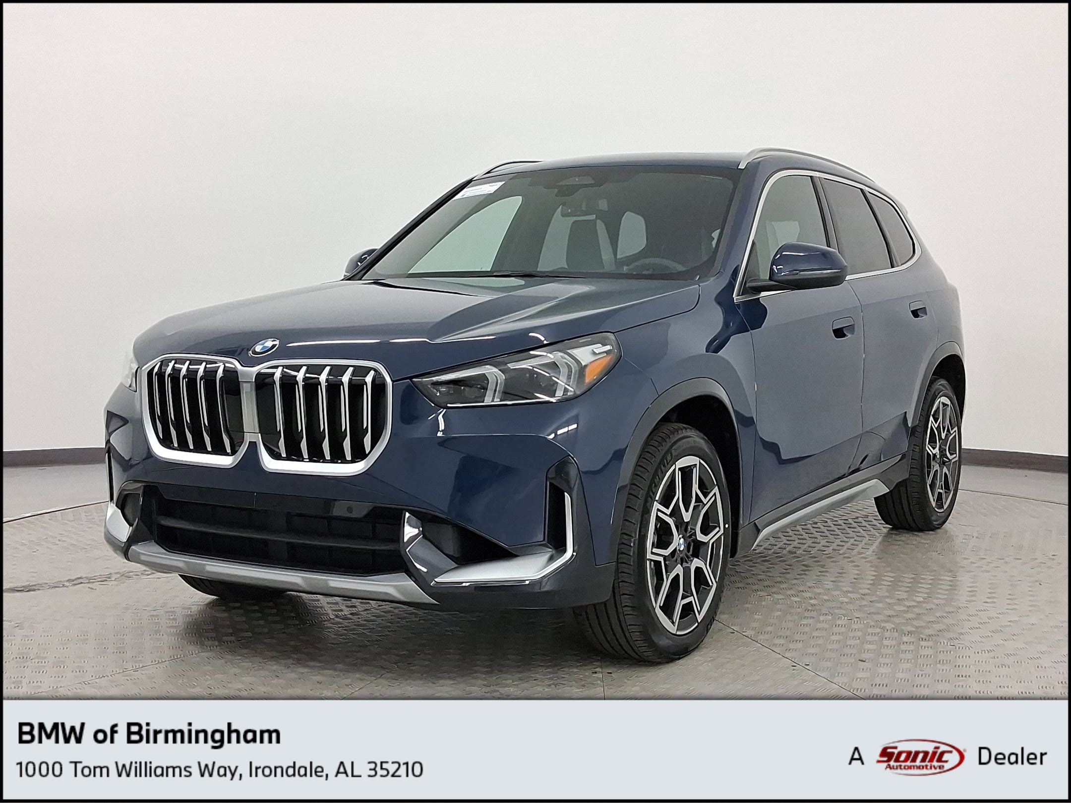 2026 BMW X1 28i's photo