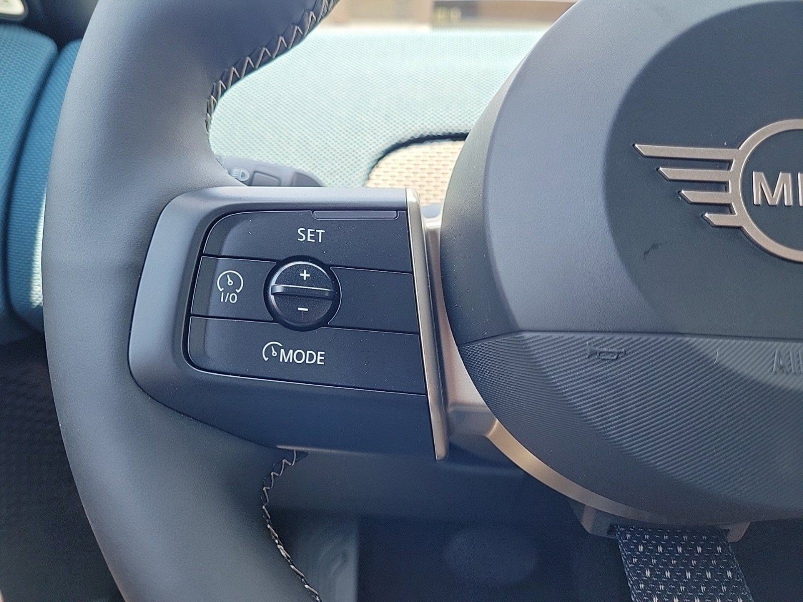 2025 MINI Countryman S - Photo 16