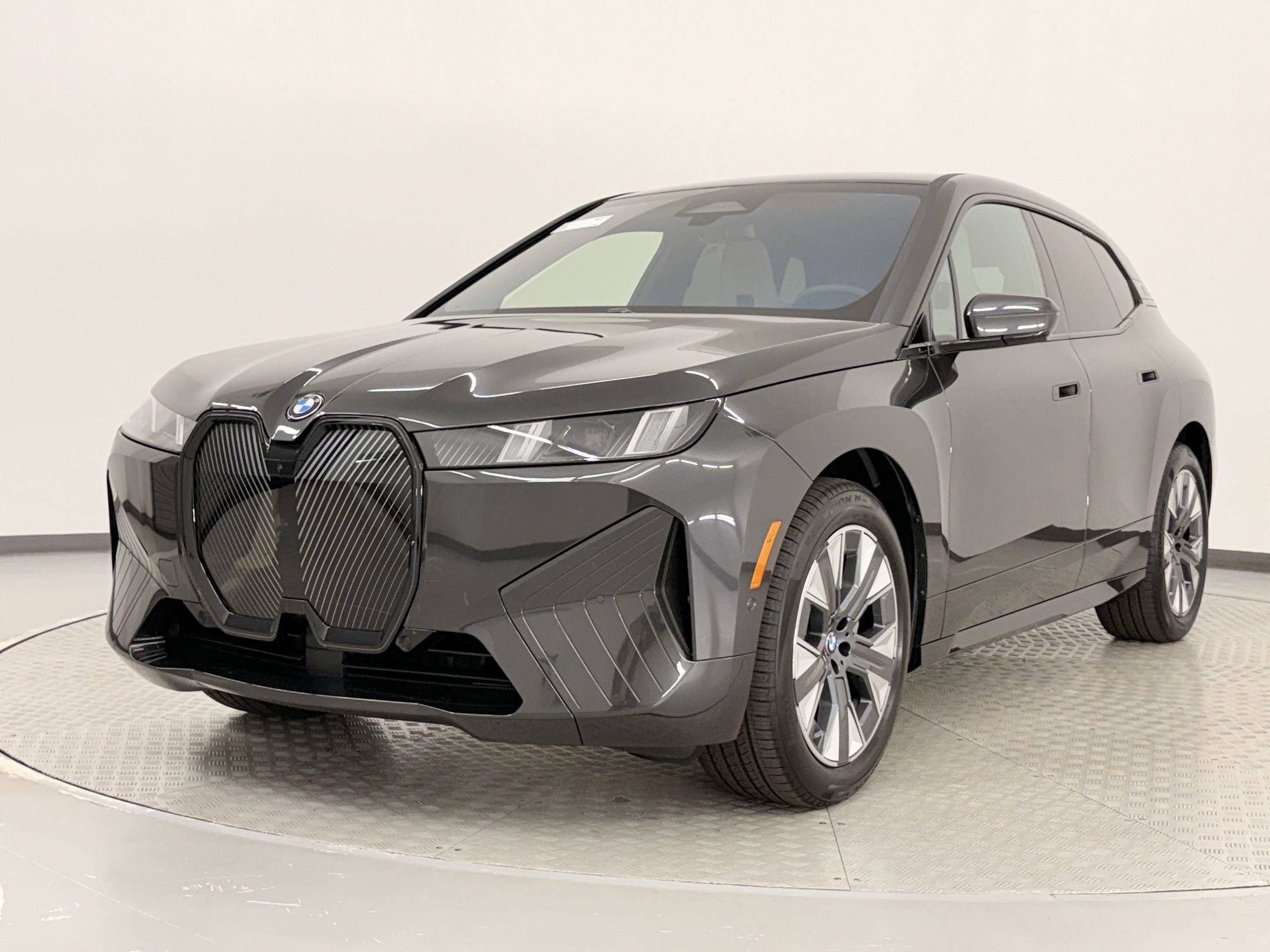 2026 Bmw iX iX xDrive45 photo 2