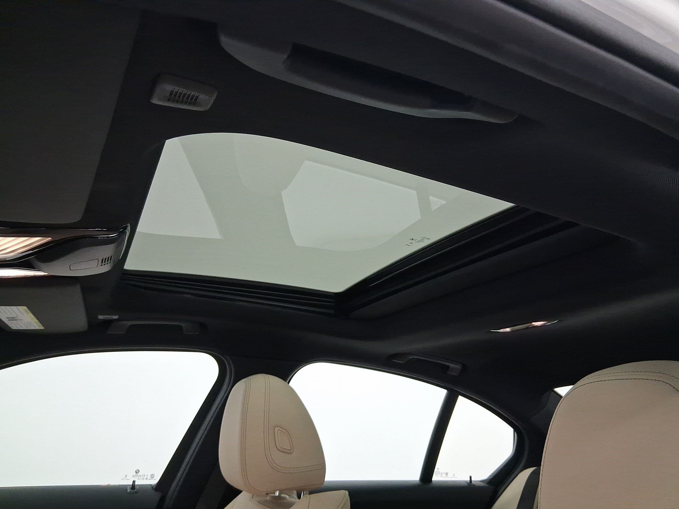 2026 BMW 3 Series 330i - Photo 14