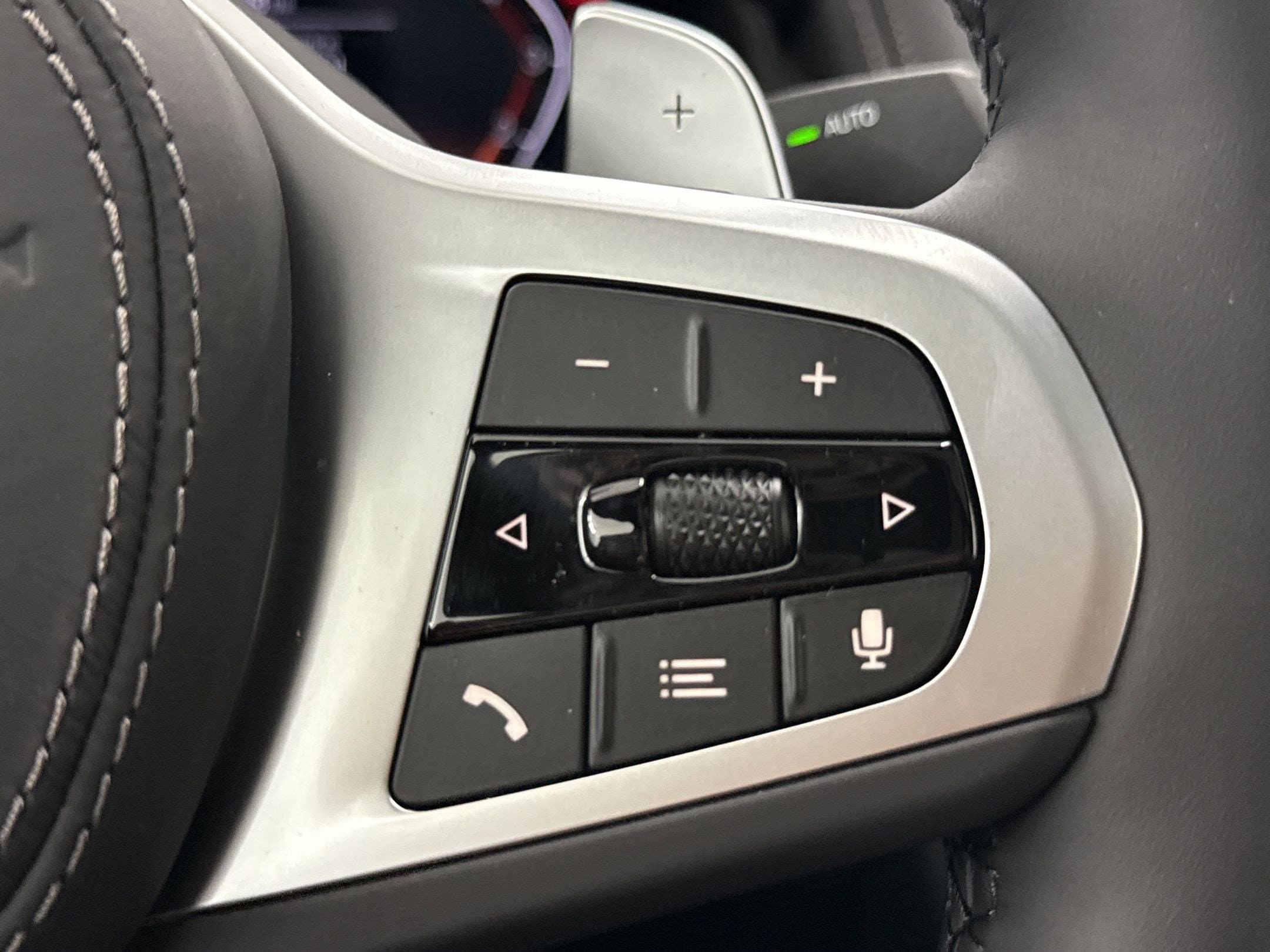 2026 BMW 8 Series 840i - Photo 22