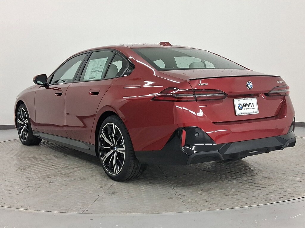 New 2026 BMW 530i xDrive Sedan