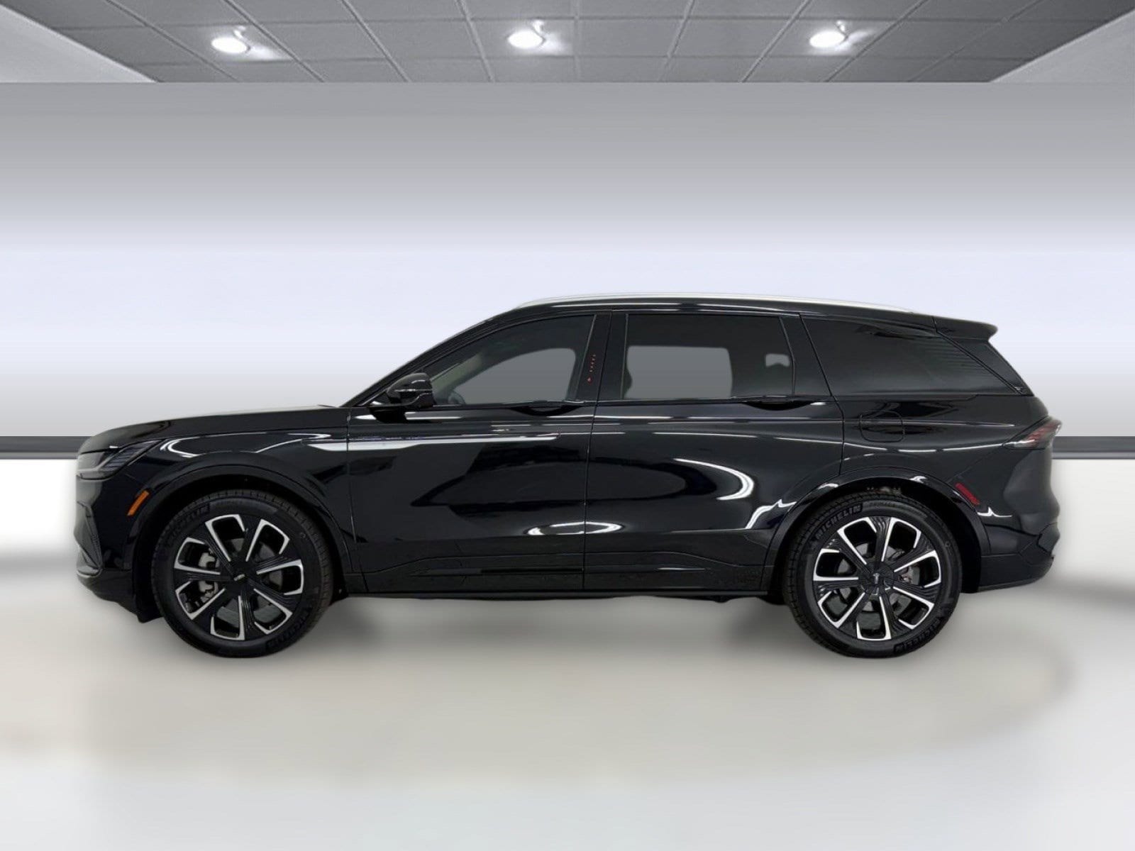 Nautilus Reserve SUV
