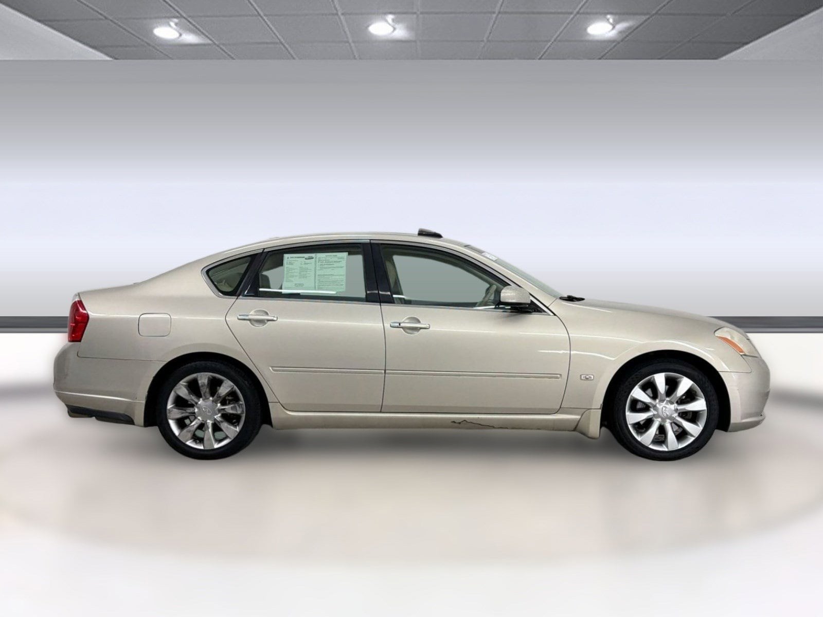 M35 Base Sedan