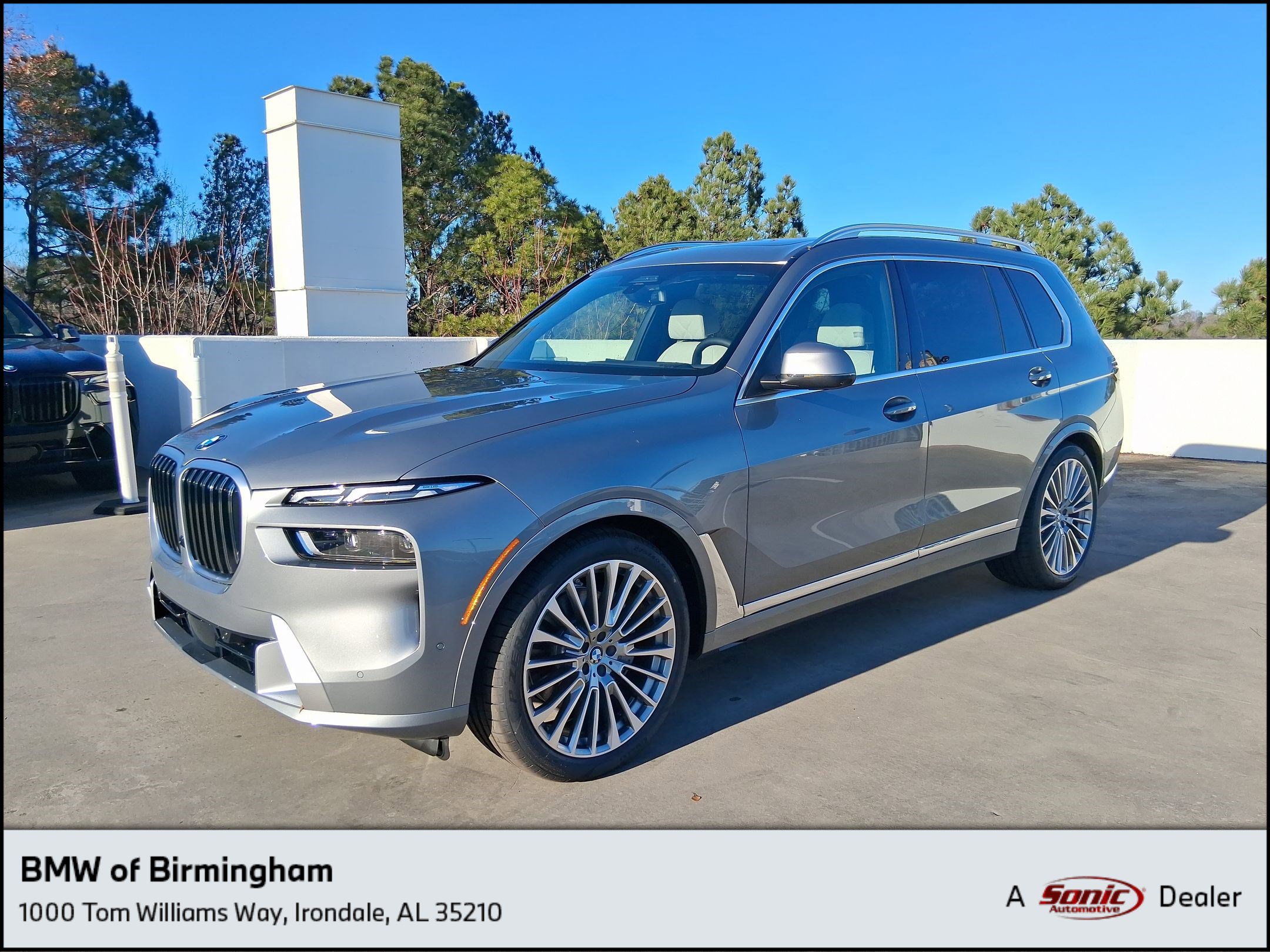 2026 BMW X7 40i's photo
