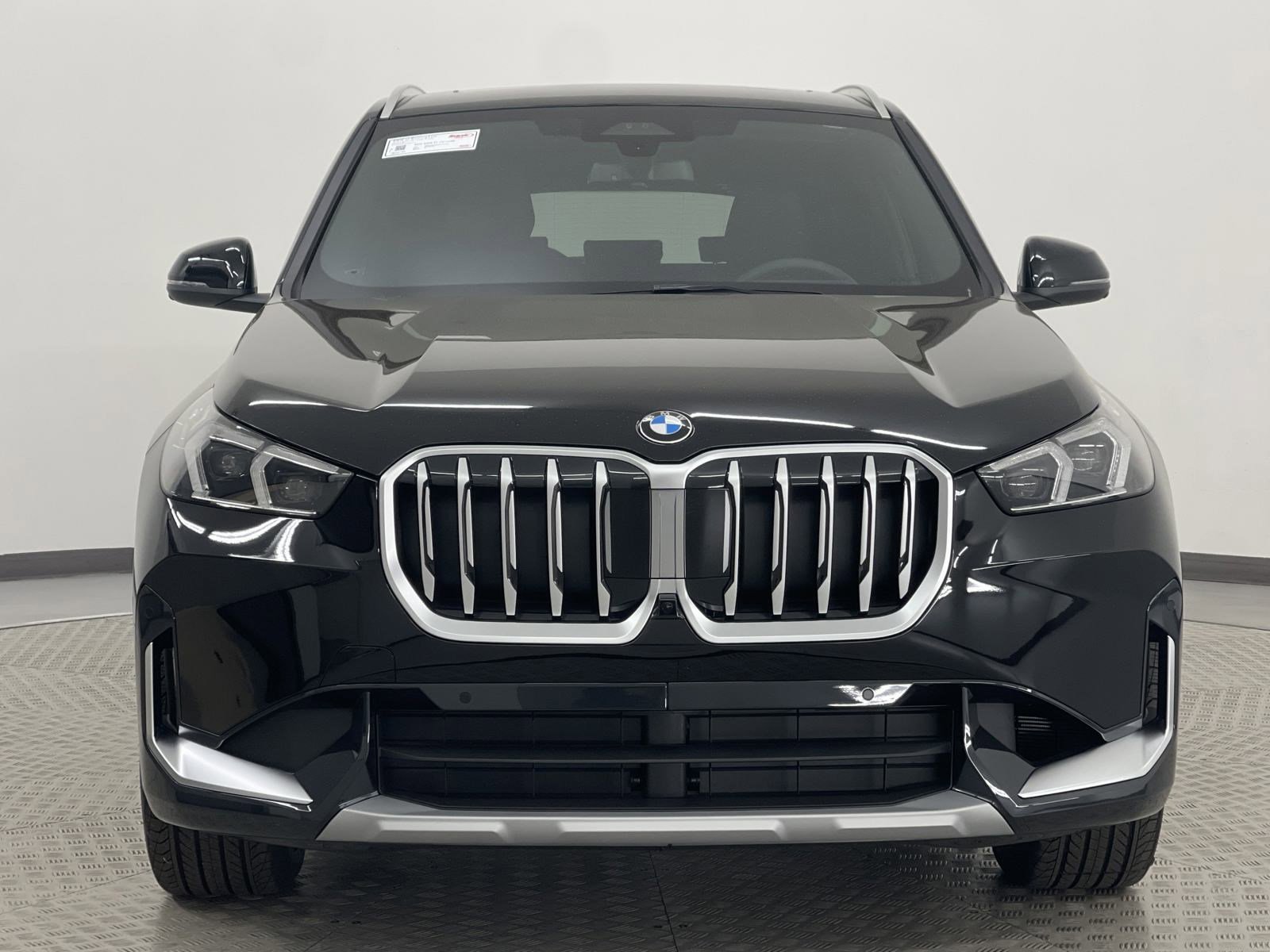 2025 Bmw X1 XDrive28i photo 2