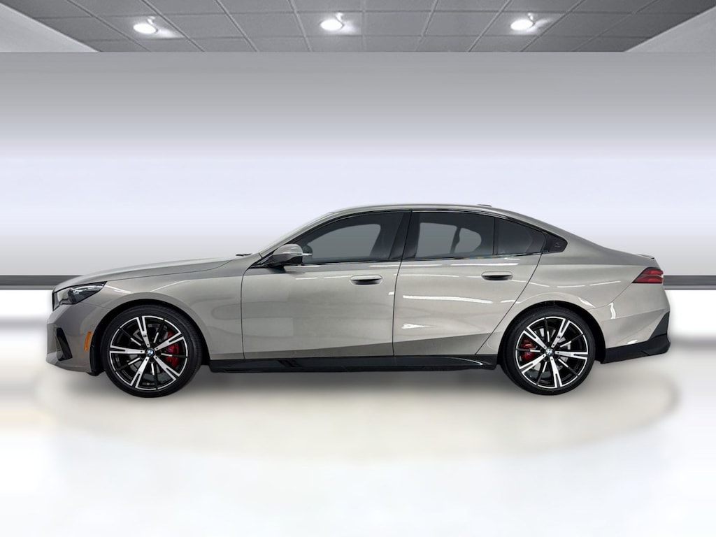 Certified 2025 BMW 530i Sedan