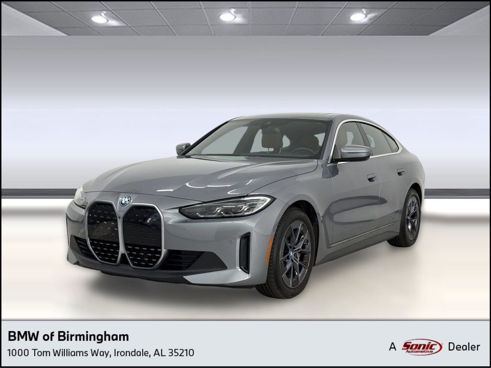 2023 BMW i4 eDrive35's photo