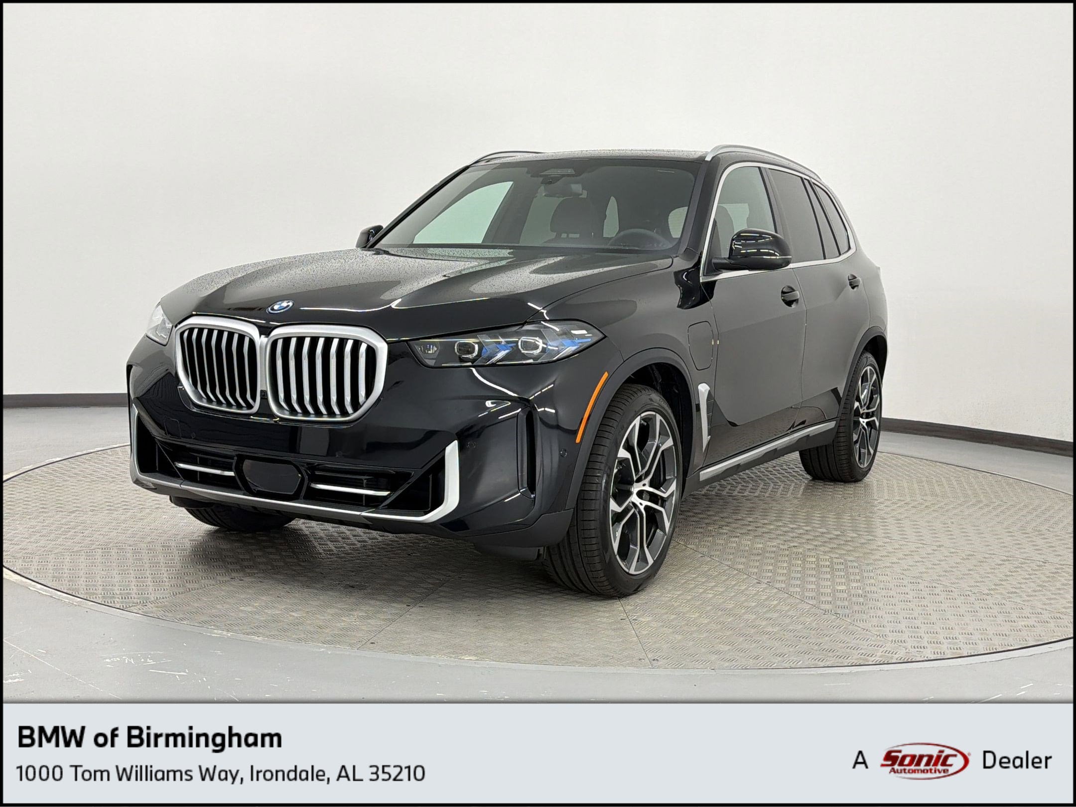 2026 BMW X5 xDrive50e's photo