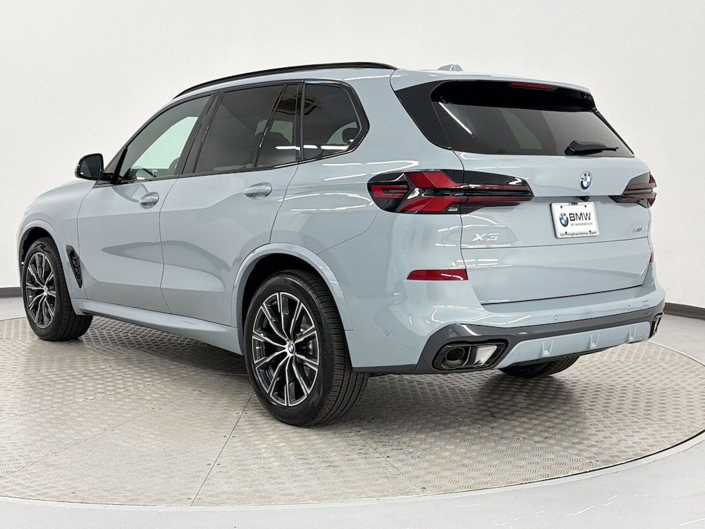 New 2026 BMW X5 xDrive40i SUV