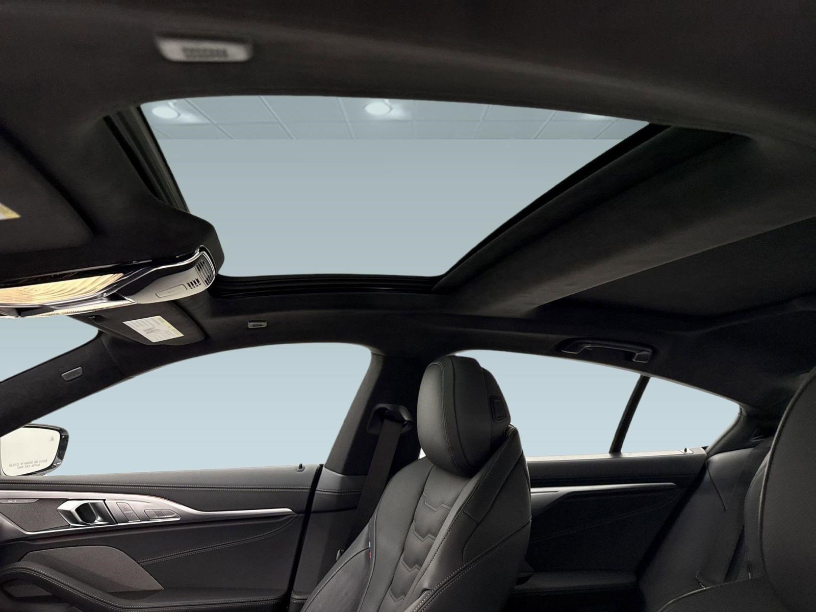 2026 BMW 8 Series 840i - Photo 14