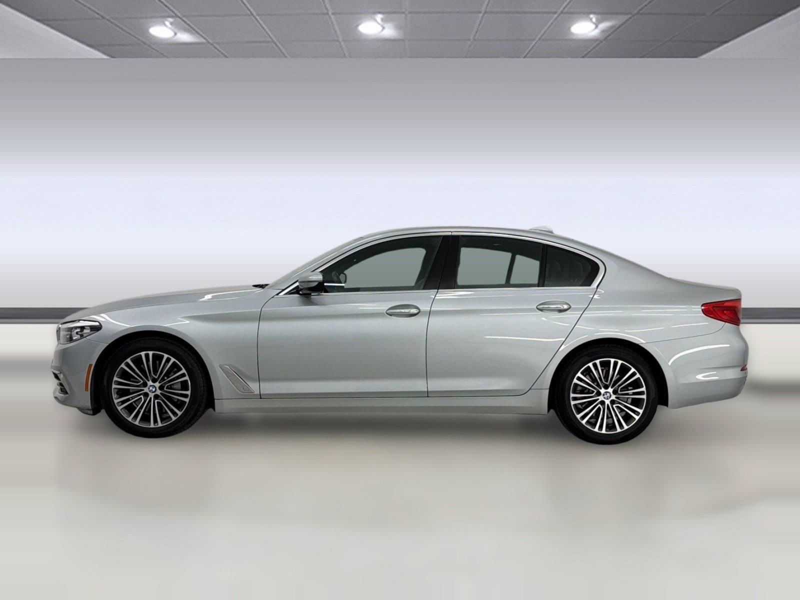 Used 2018 BMW 5 Series 530i with VIN WBAJA7C56JWC75596 for sale in Irondale, AL
