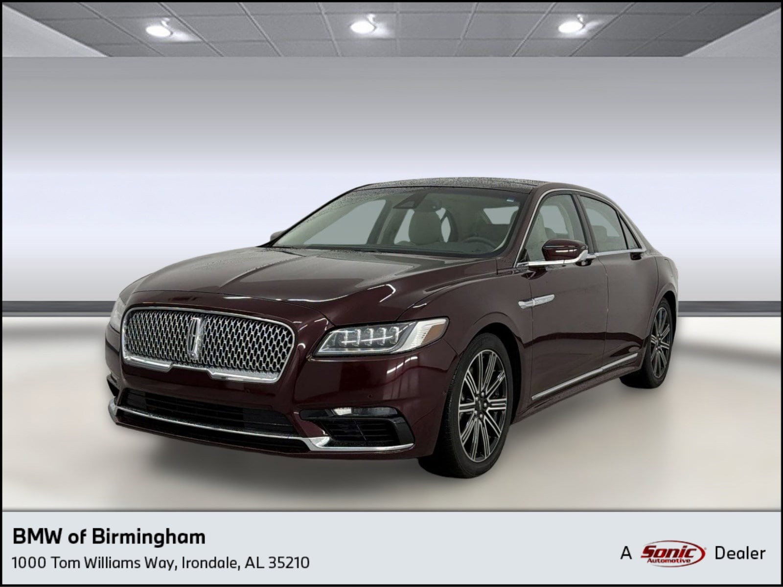 2017 Lincoln Continental Reserve FWD's photo